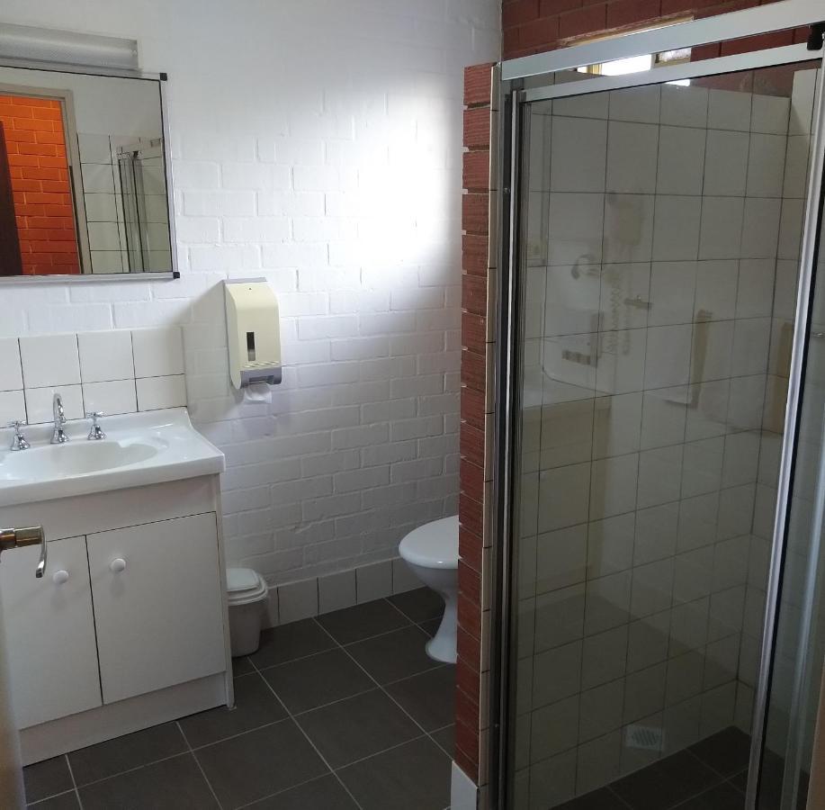 וואגה וואגה Junction Motel Wagga מראה חיצוני תמונה
