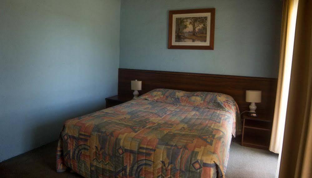 וואגה וואגה Junction Motel Wagga מראה חיצוני תמונה
