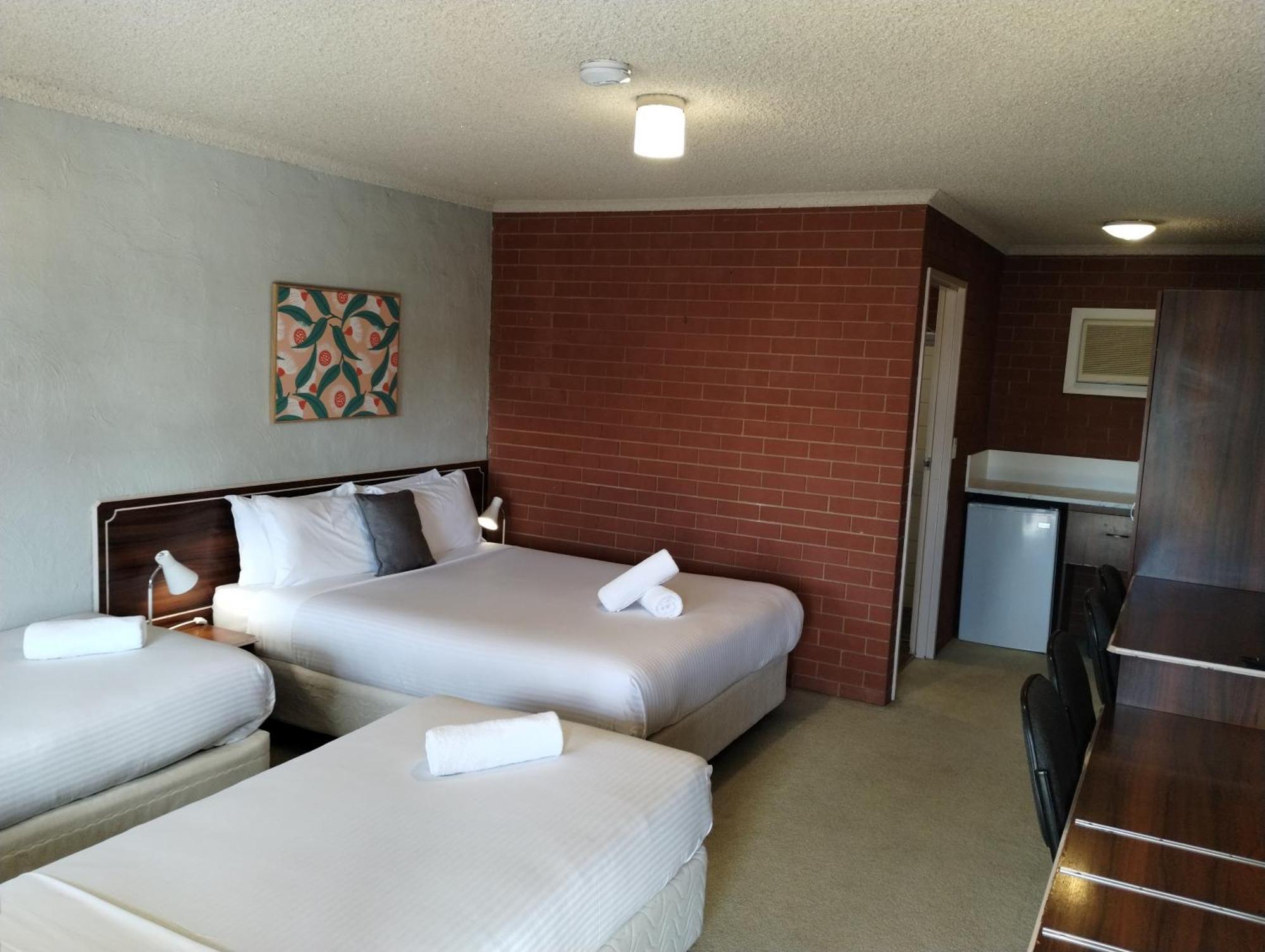 וואגה וואגה Junction Motel Wagga מראה חיצוני תמונה