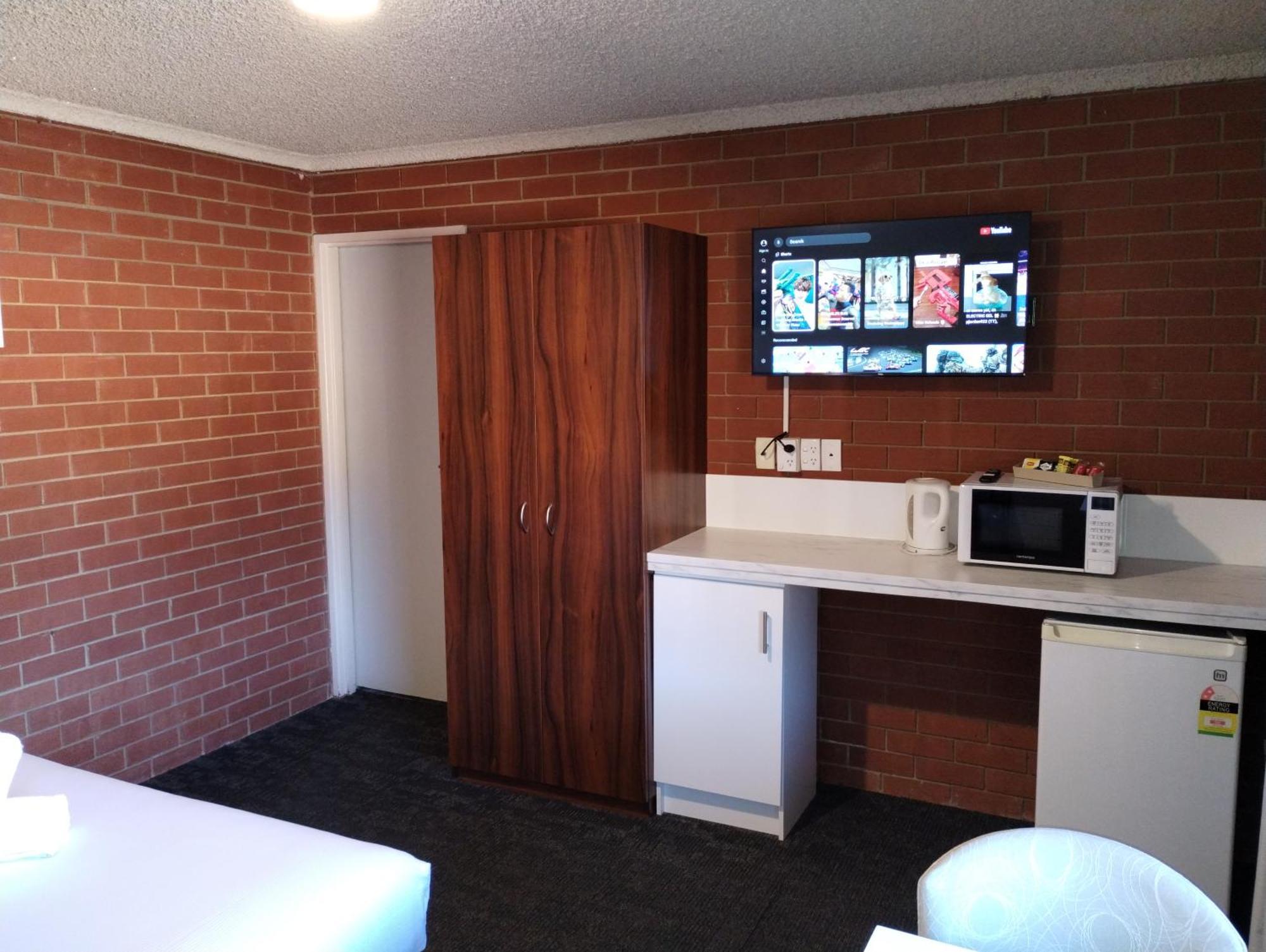 וואגה וואגה Junction Motel Wagga מראה חיצוני תמונה
