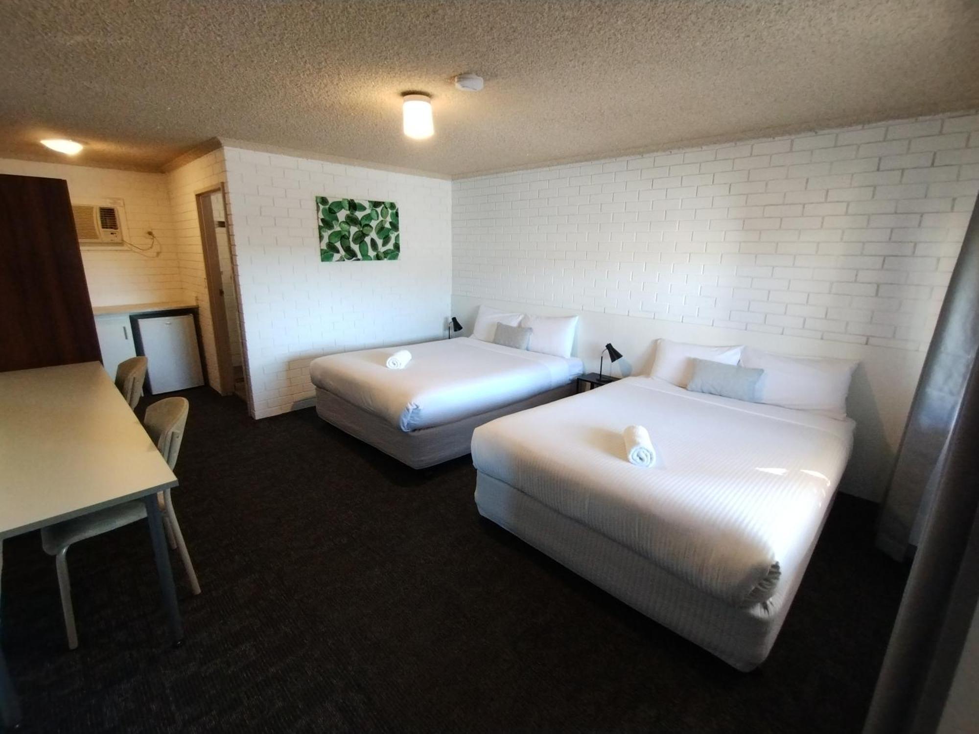 וואגה וואגה Junction Motel Wagga מראה חיצוני תמונה