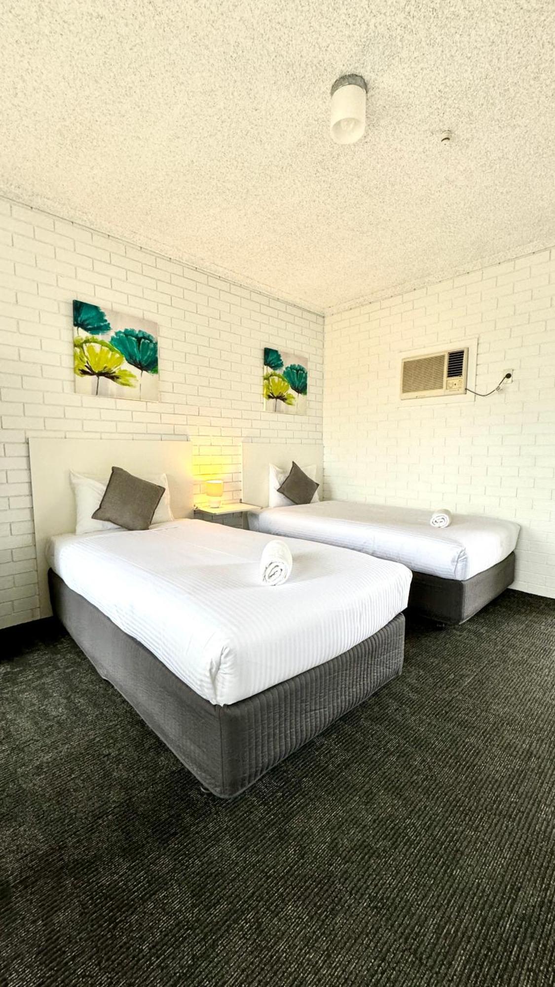 וואגה וואגה Junction Motel Wagga מראה חיצוני תמונה