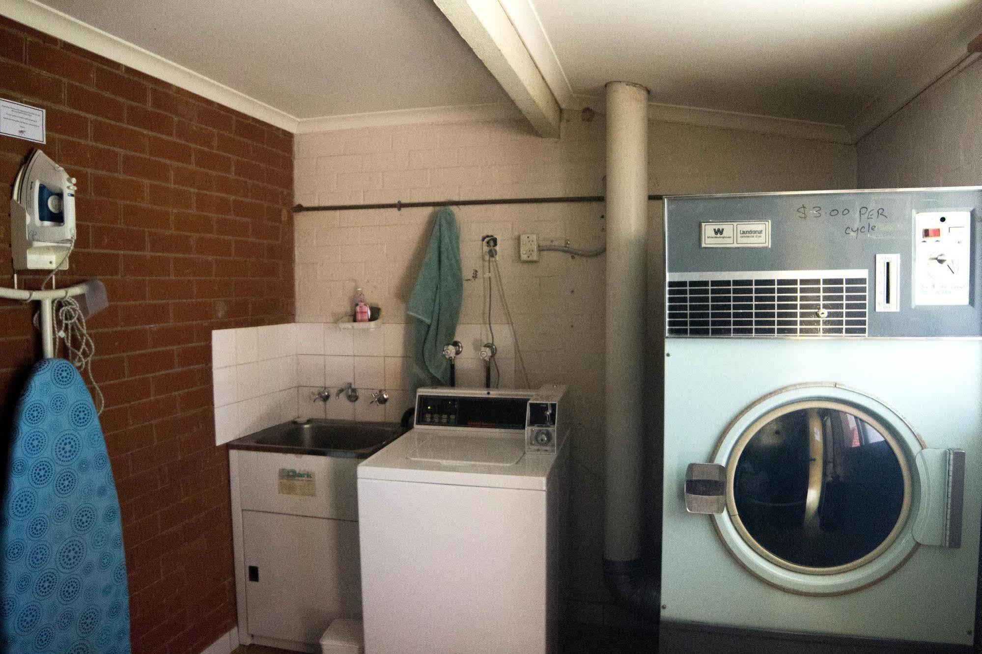 וואגה וואגה Junction Motel Wagga מראה חיצוני תמונה