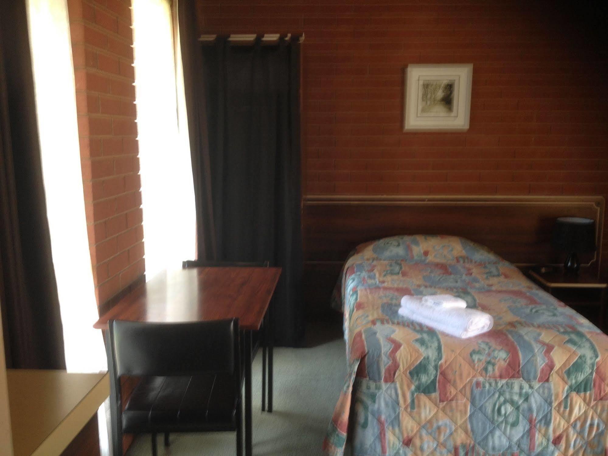 וואגה וואגה Junction Motel Wagga מראה חיצוני תמונה